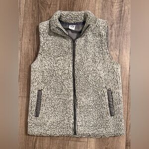 Katydid Women’s Sherpa Vest